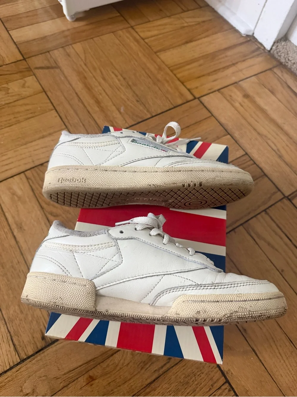 Reebok Off-White Leather Low-Top Sneakers with Green Logo